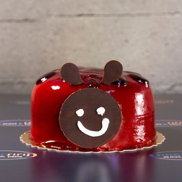 Uğur Böceği Pasta